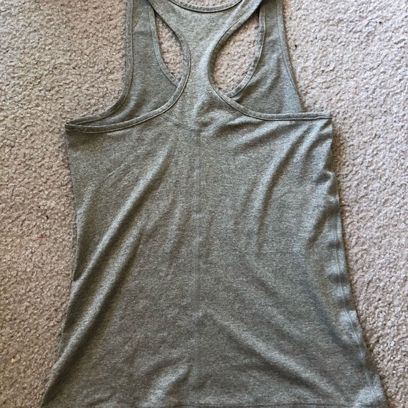Nike Dri Fit Tank - Picture 2 of 4